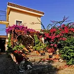 Casa Casotto Bed and Breakfast 4*